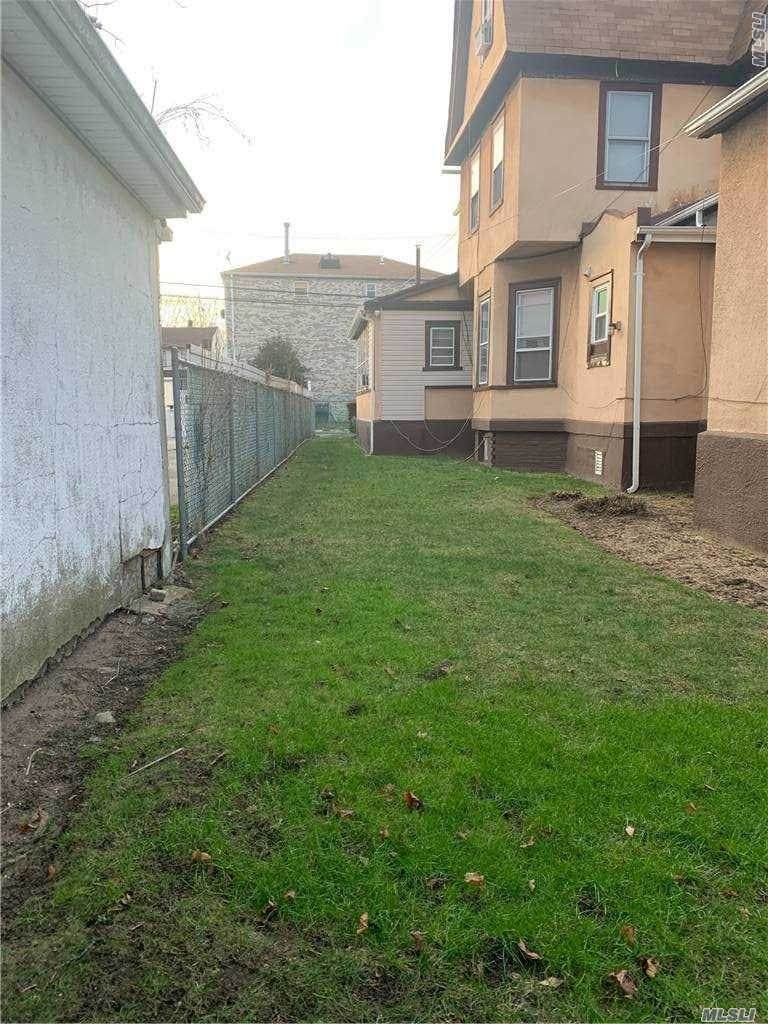 11-20 Mcbride Street - Photo 1