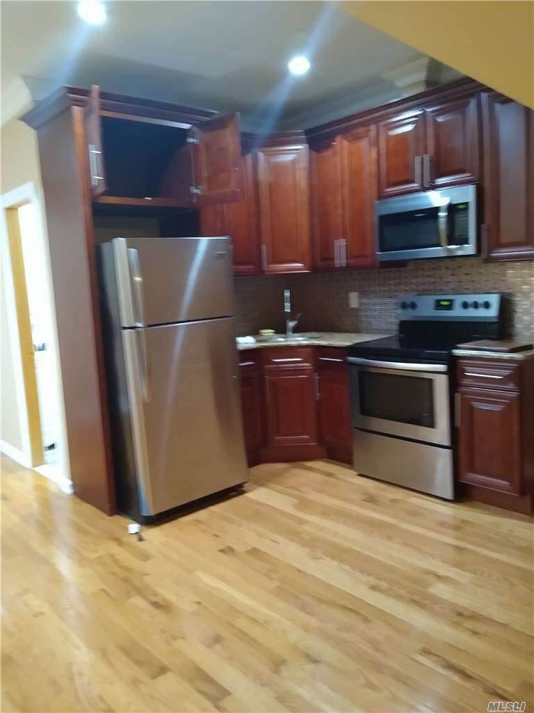 405 Lincoln Avenue - Photo 1