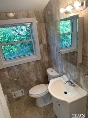 133-30 Farmers Boulevard - Photo 1