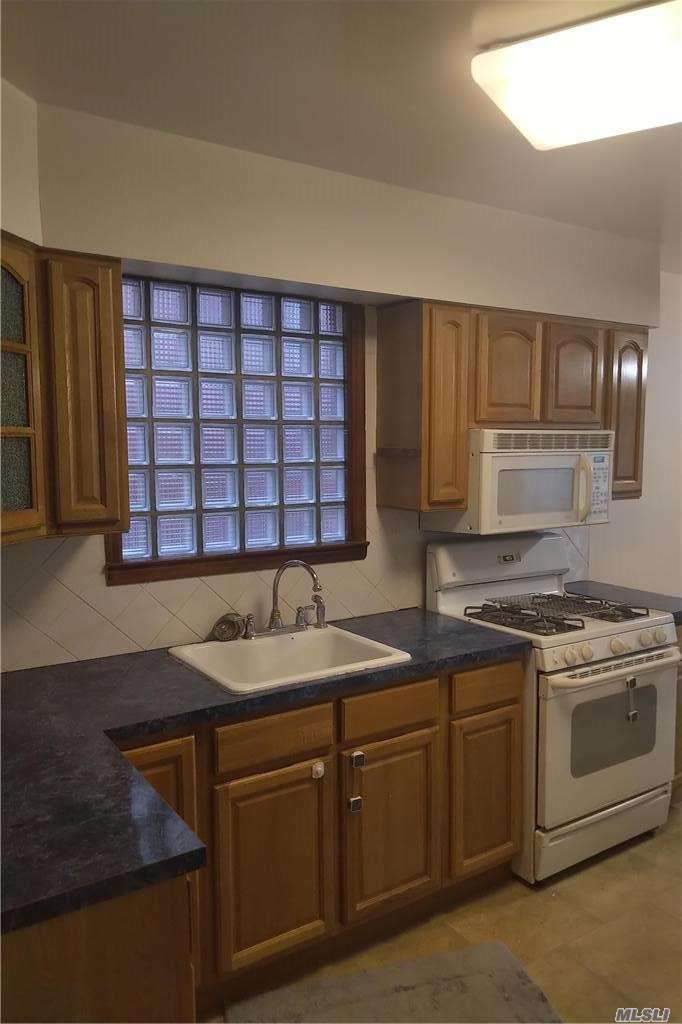 23-86 29th Street - Photo 1