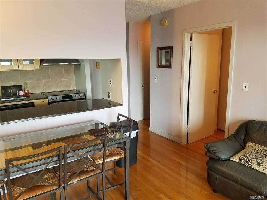 25-40 Shore Boulevard - Photo 1