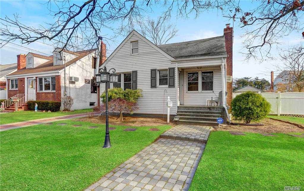 2775 Woods Avenue - Photo 1