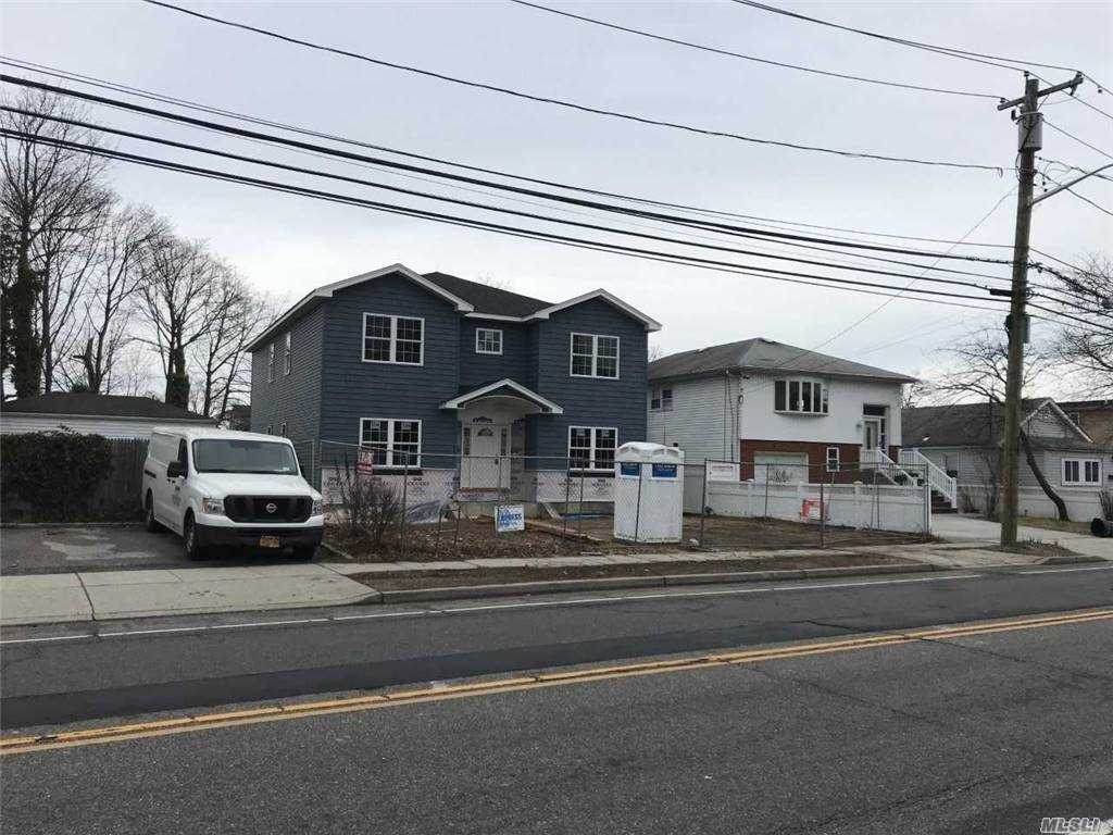 193 Uniondale Avenue - Photo 1