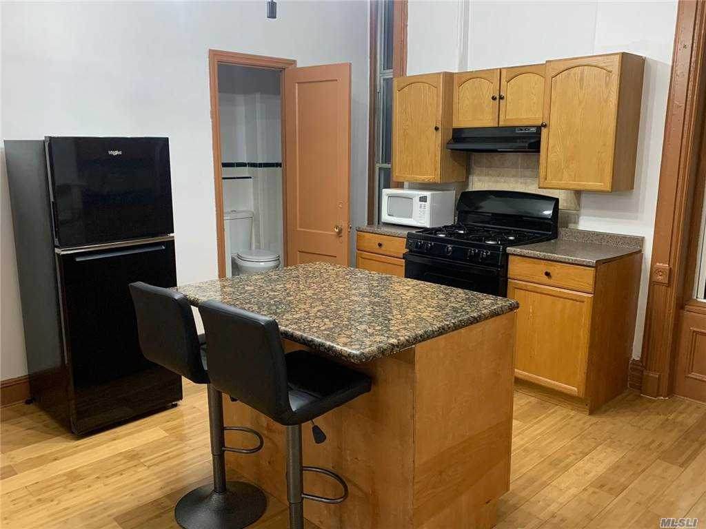390A Monroe Street - Photo 1