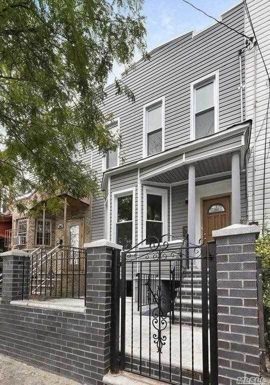 306 Autumn Avenue - Photo 1