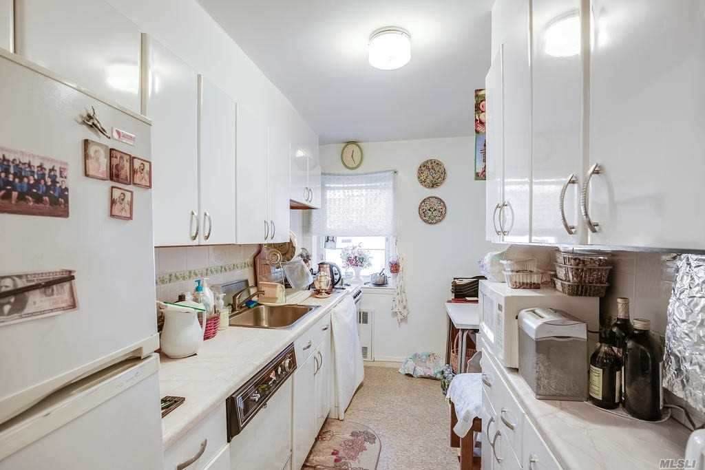 75-02 Austin Street - Photo 1