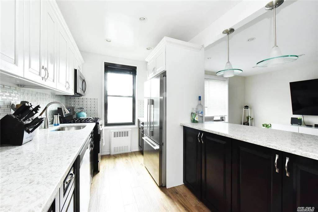 84-01 Main Street - Photo 1