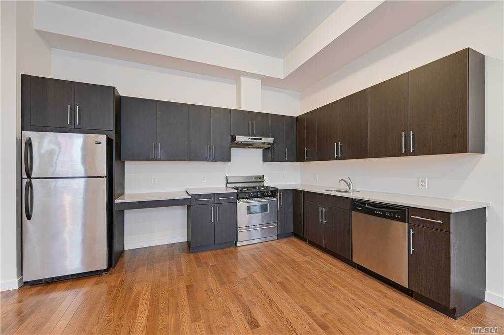 18 Warburton Avenue - Photo 1