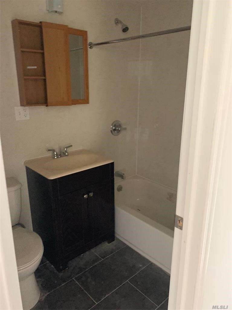 41-17 Haight Street - Photo 1