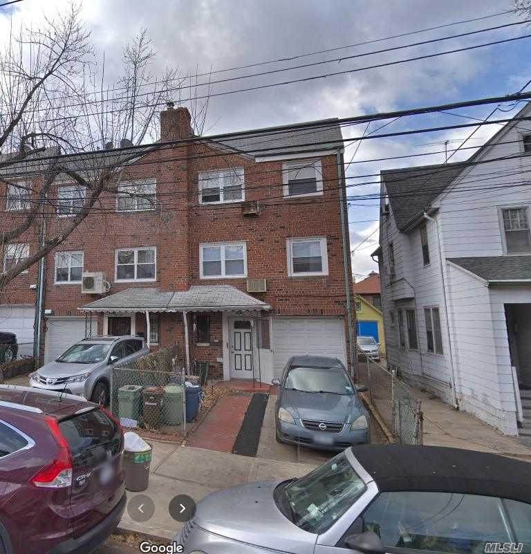 5942 160th St - Photo 1