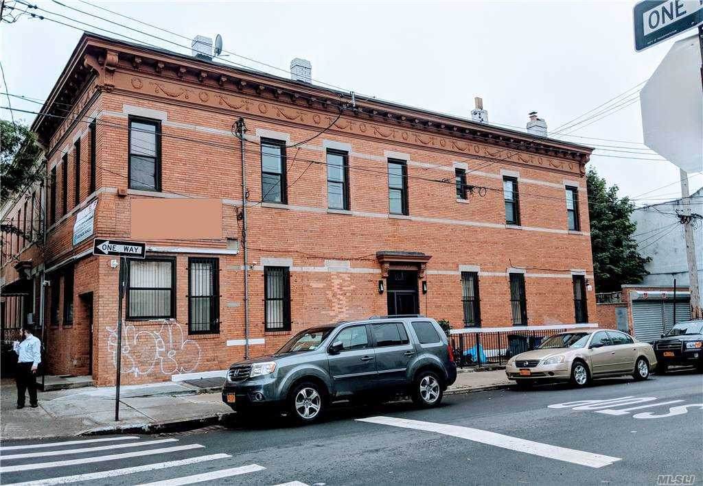 652 Grandview Avenue - Photo 1