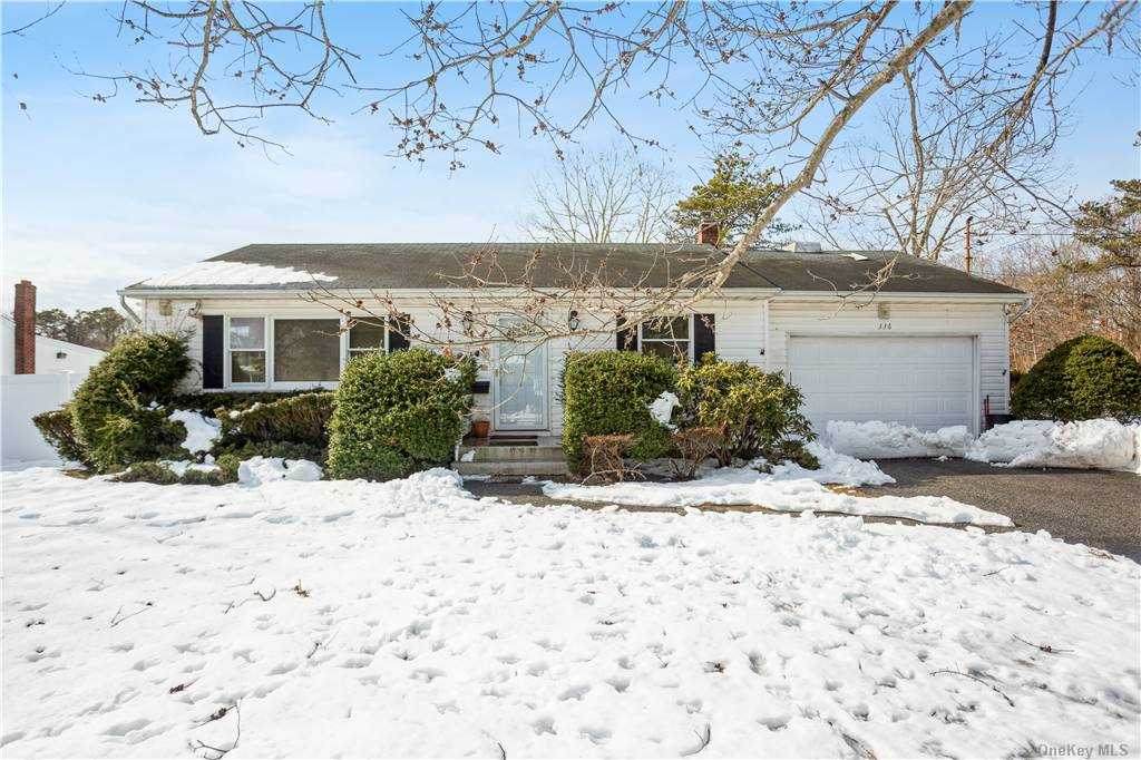 336 Dunton Avenue - Photo 1