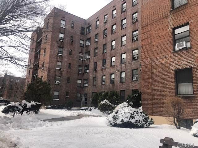 25-18 Union Street - Photo 1