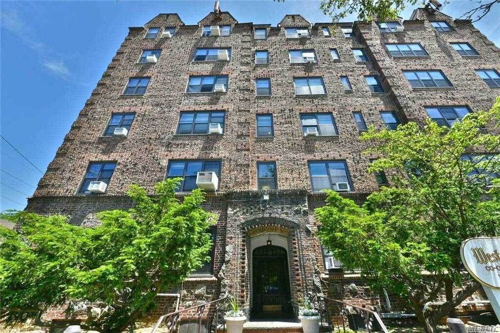 141 Wyckoff Place - Photo 1