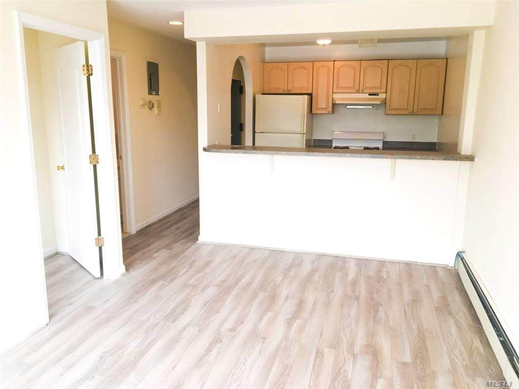 67-25 Exeter Street - Photo 1