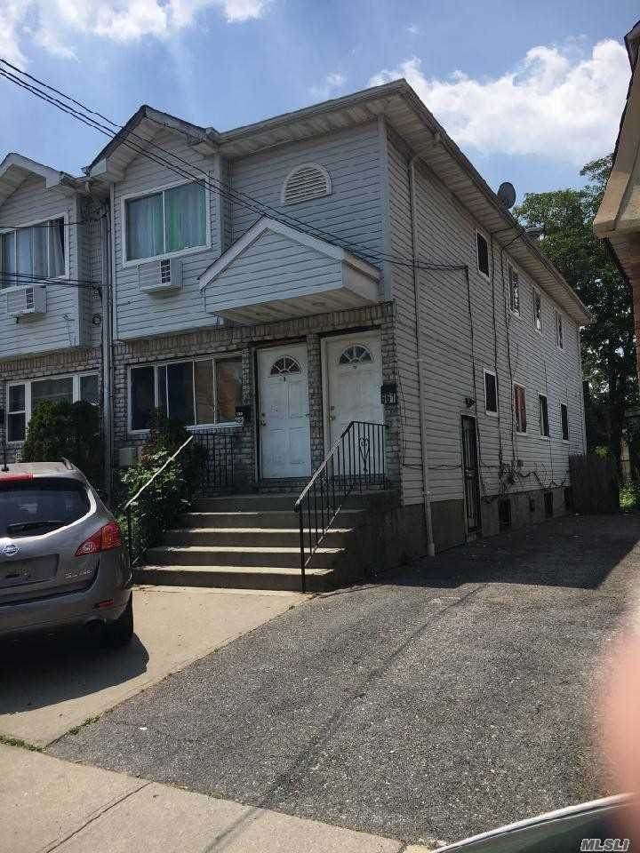661 Nasby Place - Photo 1