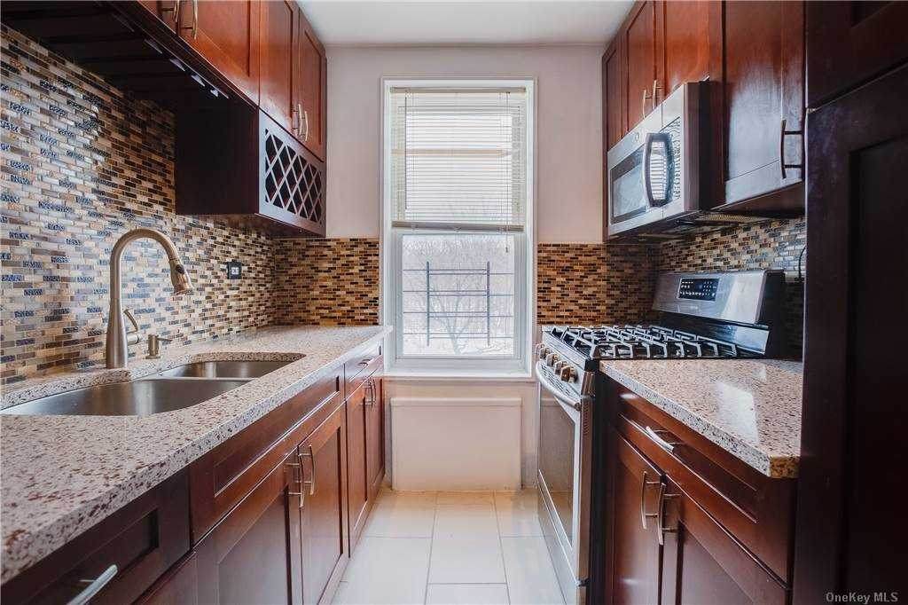 83-75 Woodhaven Boulevard - Photo 1