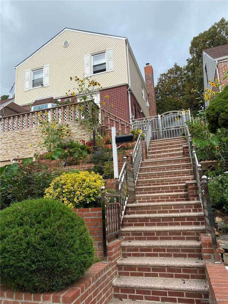 209-55 Whitehall Terrace - Photo 1
