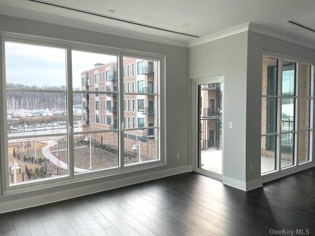 100 Garvies Point Road - Photo 1