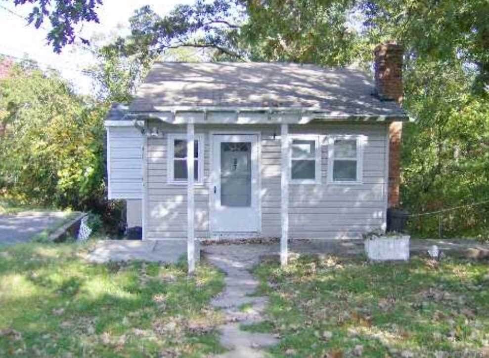 37 Lincoln Drive - Photo 1