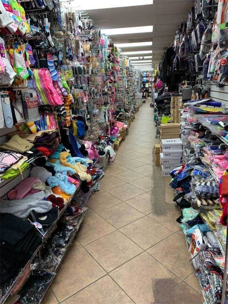87-36 Lefferts Boulevard - Photo 1