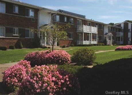 9 Williams Boulevard - Photo 1