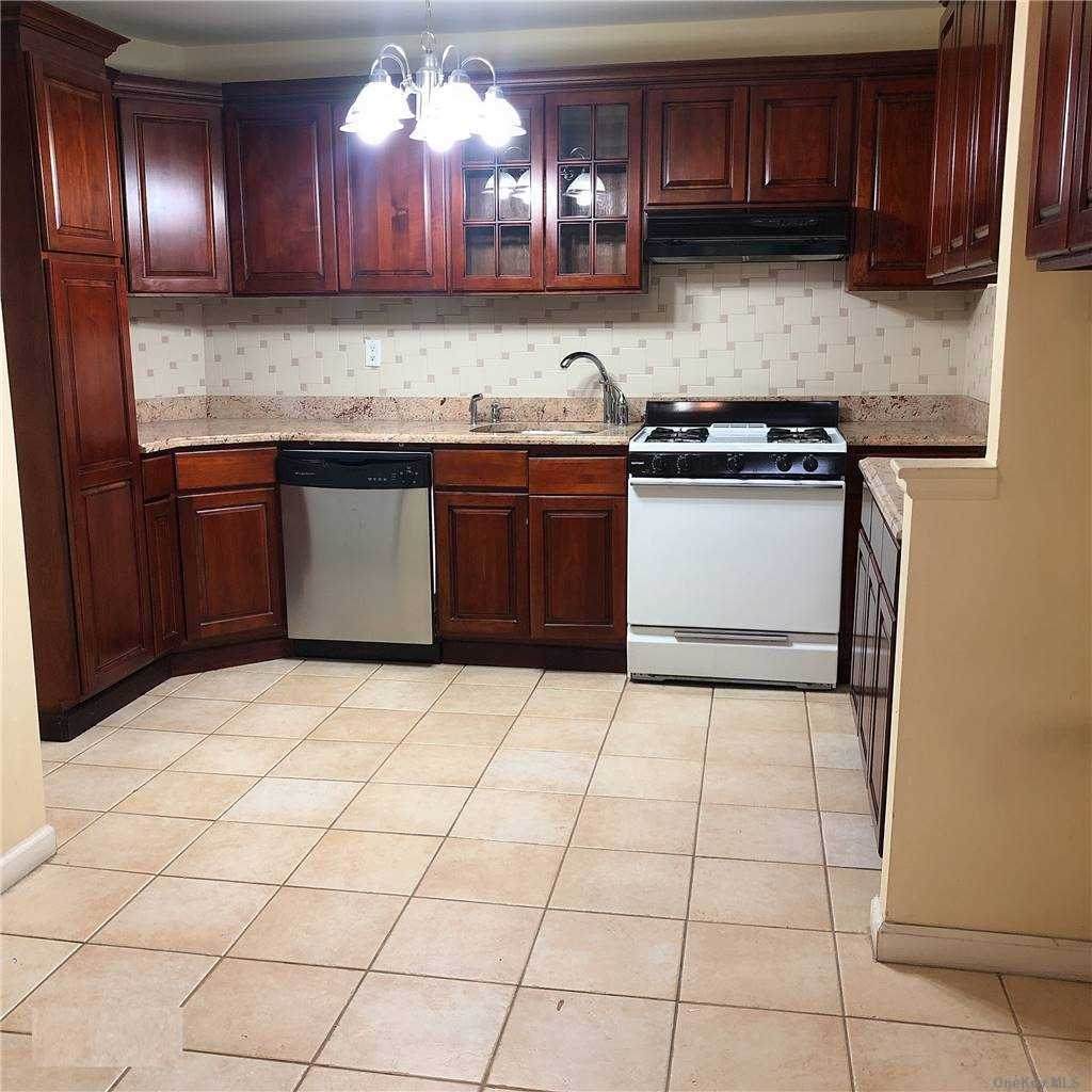 84-19 51 Avenue - Photo 1
