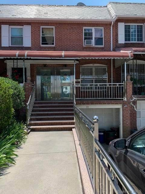 141-14 Booth Memorial Avenue - Photo 1