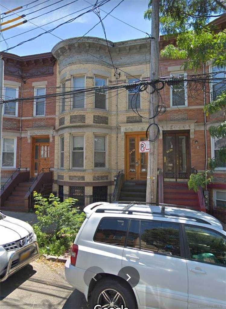 60-60 Putnam Avenue - Photo 1