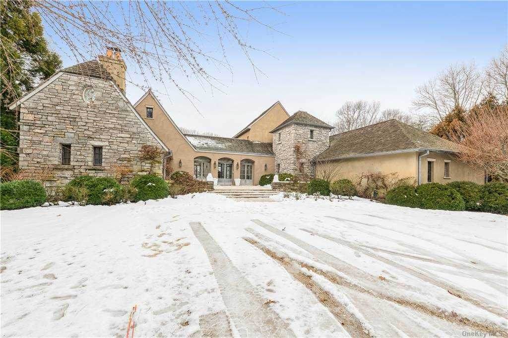 17 Bay Lane - Photo 1