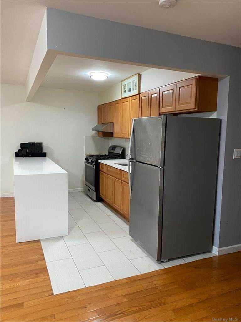 70-19 Calamus Ave - Photo 1
