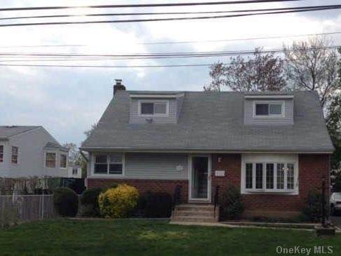 118 Lincoln Street - Photo 1