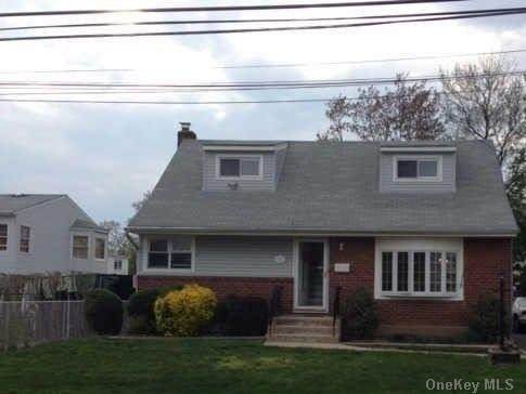 118 Lincoln Street - Photo 1