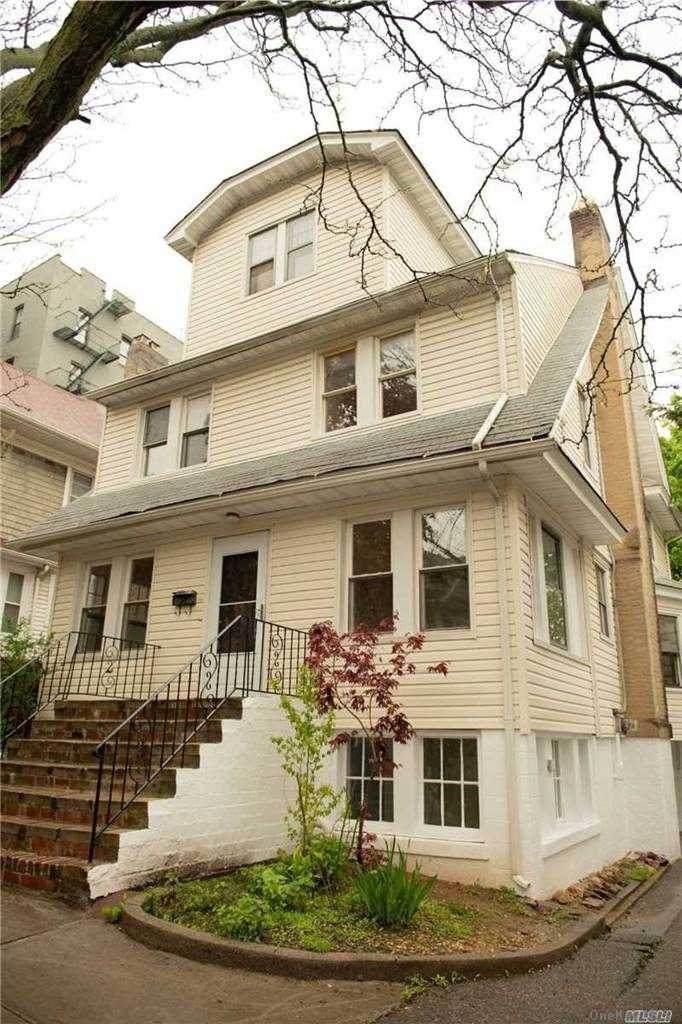 84-15 86th Street - Photo 1