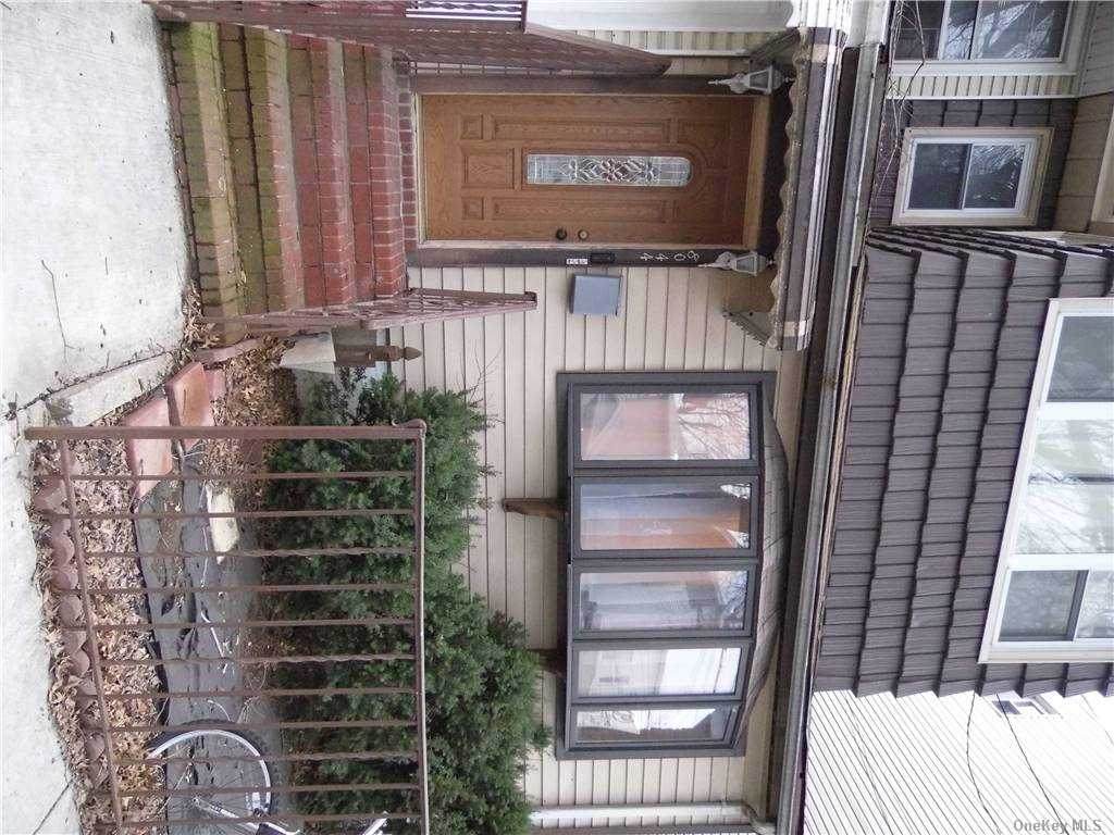 80-44 89th Avenue - Photo 1