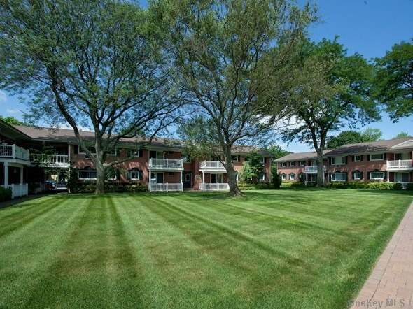 675 Conklin Street - Photo 1