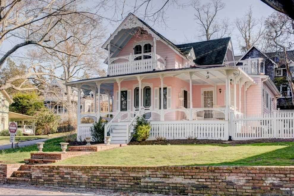 9 Spring Garden Avenue - Photo 1