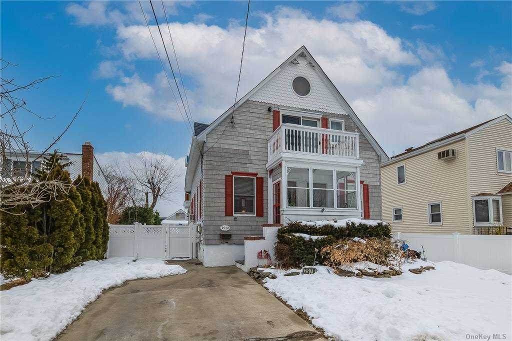 2970 Higgins Street - Photo 1