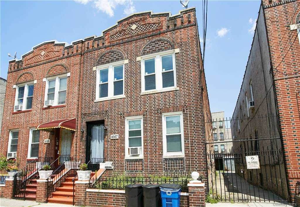 1667 Sterling Place - Photo 1