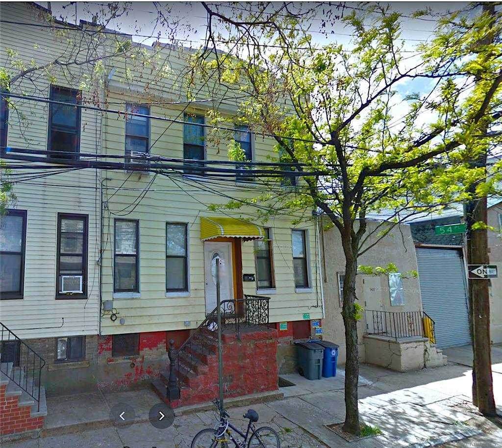 54-30 Arnold Avenue - Photo 1