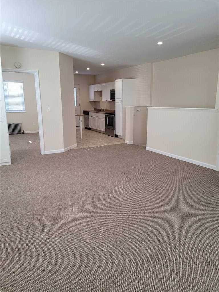 144 Jewel Ave - Photo 1