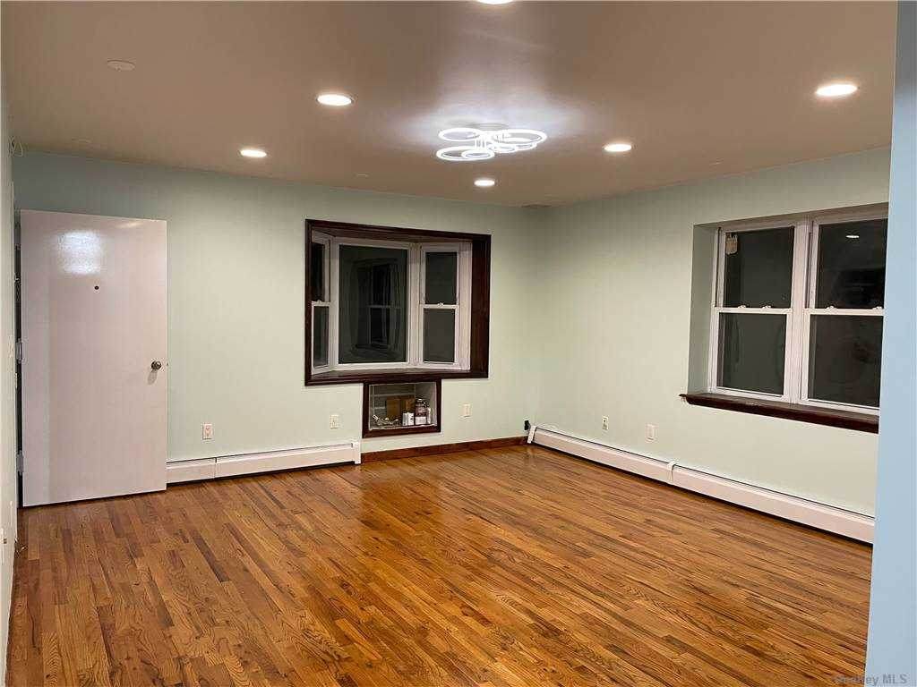 102-42 86 Road - Photo 1