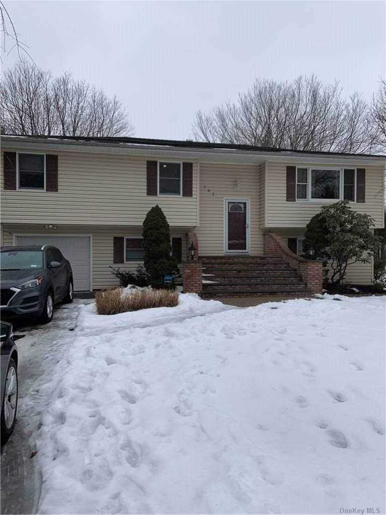 102 Bellevue Avenue - Photo 1