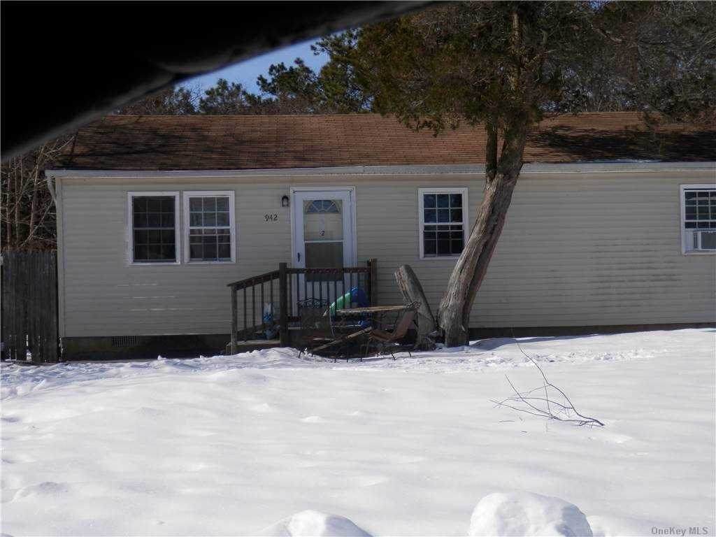 942 Provost Avenue - Photo 1