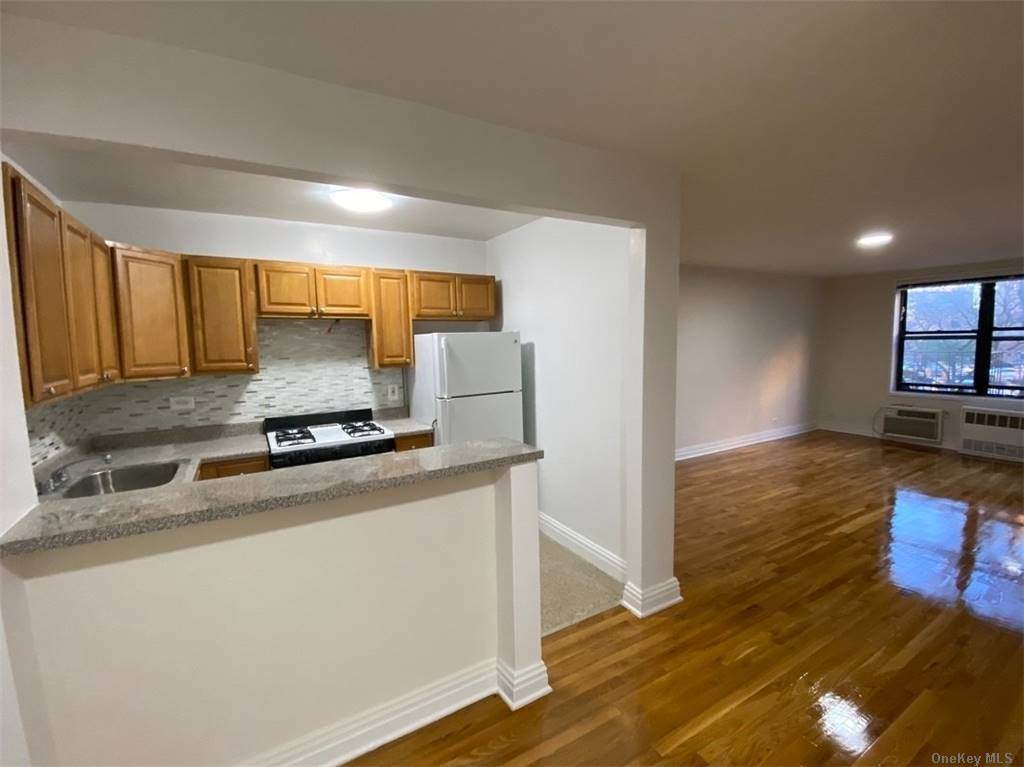 67-15 102nd Street - Photo 1