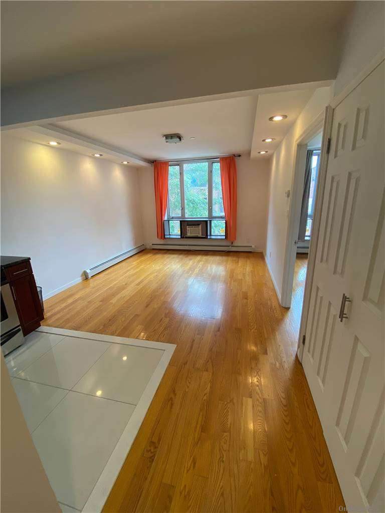 82-20 Britton Avenue - Photo 1