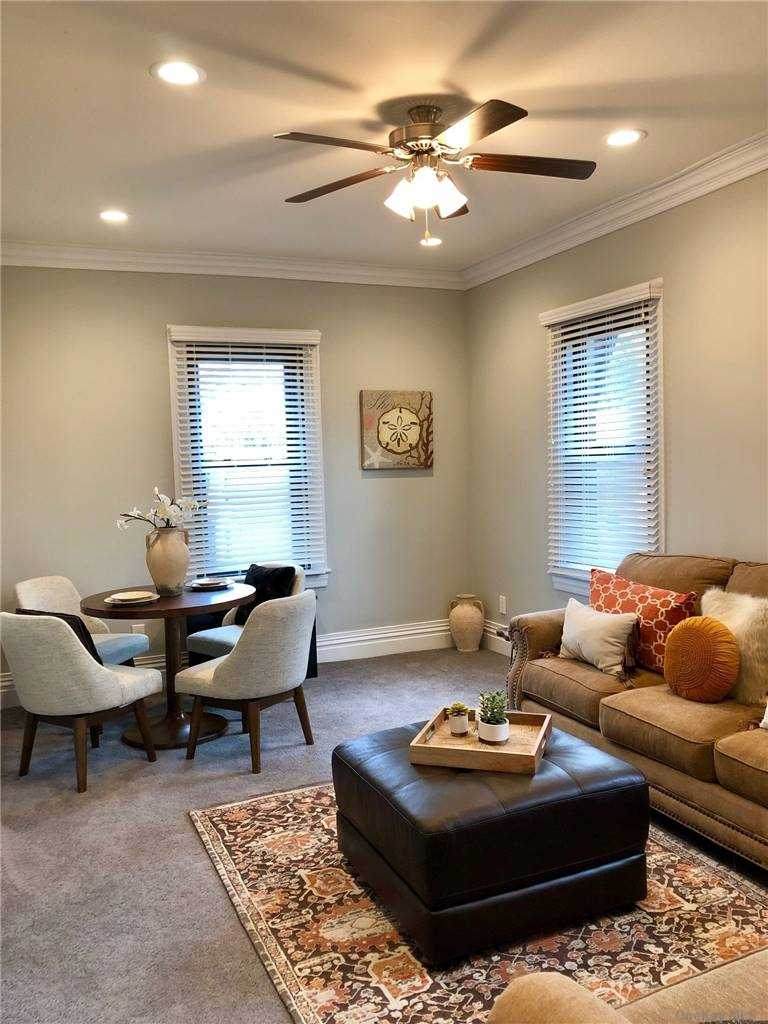 25 Trinity Place - Photo 1
