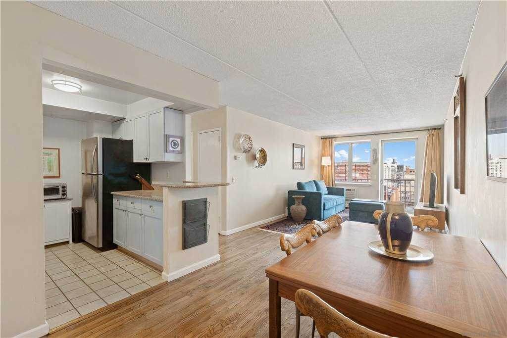 1825 Madison Avenue - Photo 1
