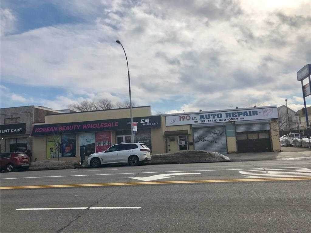 190-08/10 Northern Boulevard - Photo 1