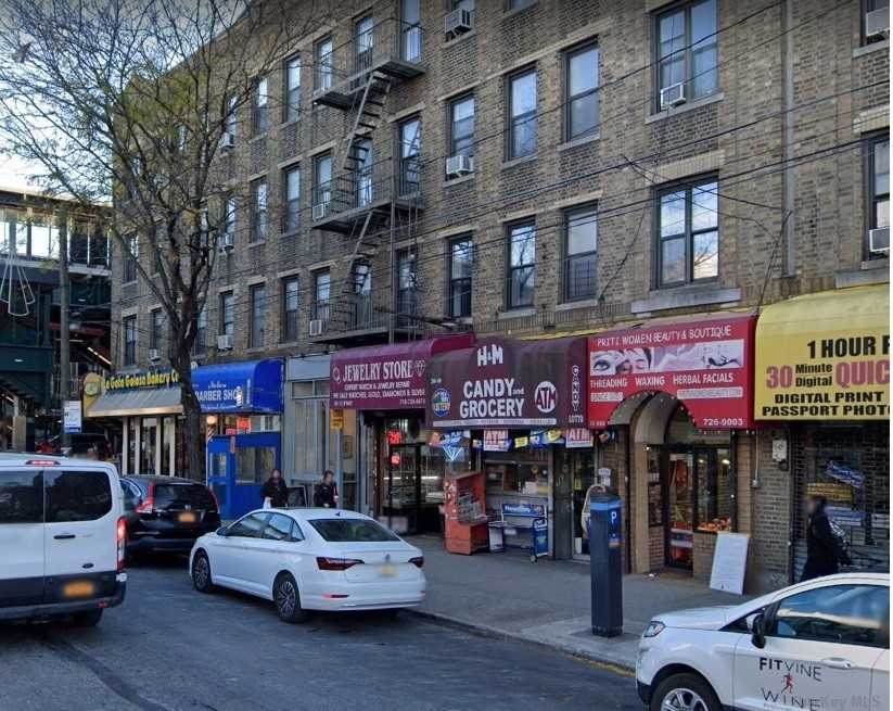 30-08A Broadway - Photo 1